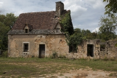 Vieilles maison avec sa porcherie attenante